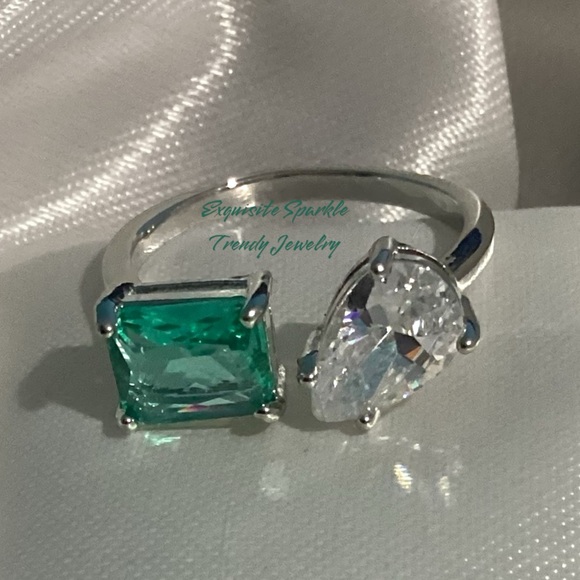 💋Adjustable Sterling Silver Open  Cz Diamond & Emerald Ring - Picture 1 of 17